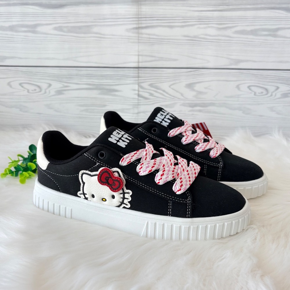 Hello Kitty Womens Black Canvas Platform Sneakers Pink and White Laces